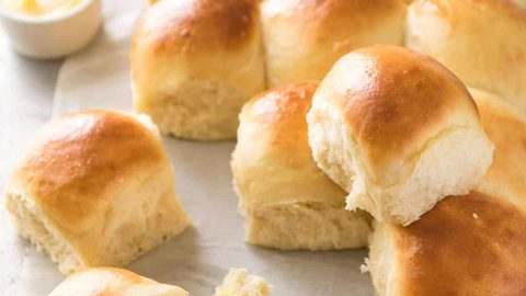 SOFT NO KNEAD Dinner Rolls