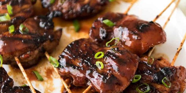 Chinese Chicken (Char Siu) is the chicken version of the wildly popular Chinese BBQ Pork. The smell when this is cooking is outrageous! recipetineats.com