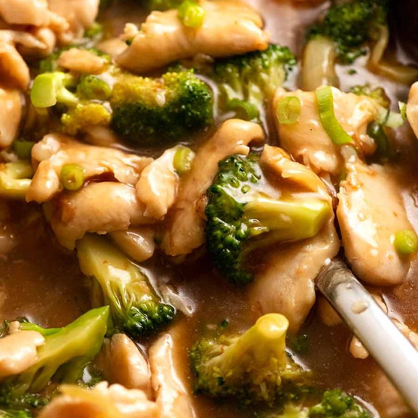 One Pot Chicken Broccoli Rice Casserole - RecipeTin Eats