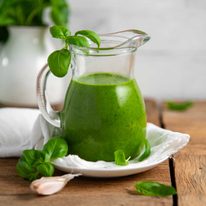 Fresh basil vinaigrette (dressing)