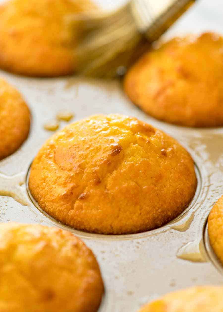Corn Bread Muffins (Fast and Easy)