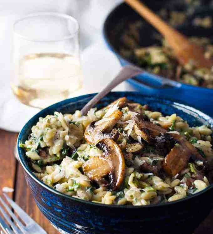 Spinach & Mushroom Creamy Orzo (Risoni) - all made in one pan, so creamy (but no cream!) . A fabulous meat free meal!