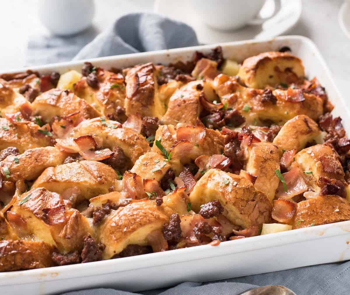 Sausage Bacon Country Breakfast Casserole - Great for feeding a crowd and make ahead. Tastes like a country breakfast fry up!