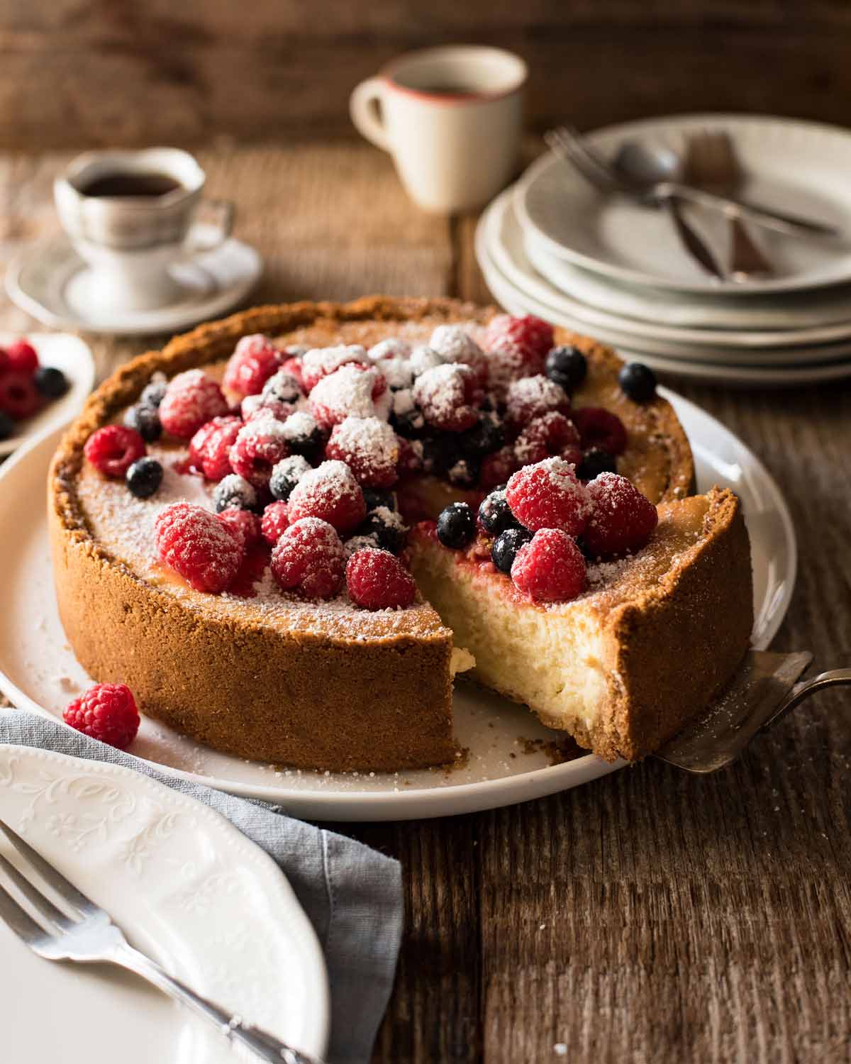 Photo of a beautiful classic Baked Cheesecake recipe