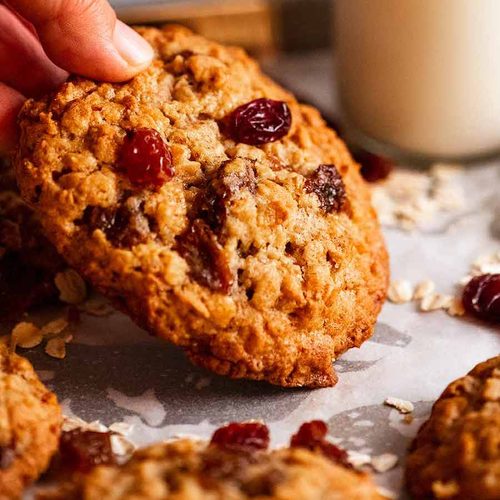 Soft Oatmeal Raisin Cookies