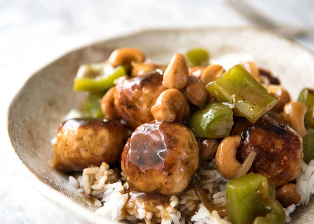 This Chinese Cashew Chicken Meatballs recipe is everything you know and love about Cashew Chicken...made with meatballs! recipetineats.com