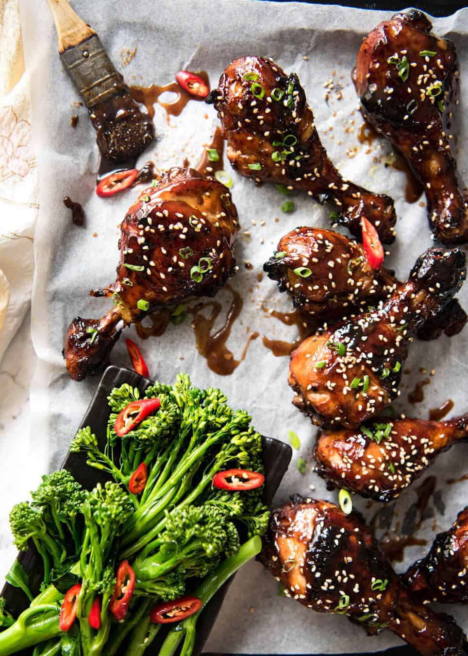 Sticky Chicken Drumsticks in Chinese Plum Sauce - Just a handful of ingredients, 5 minutes prep and awesome stickiness! www.recipetineats.com