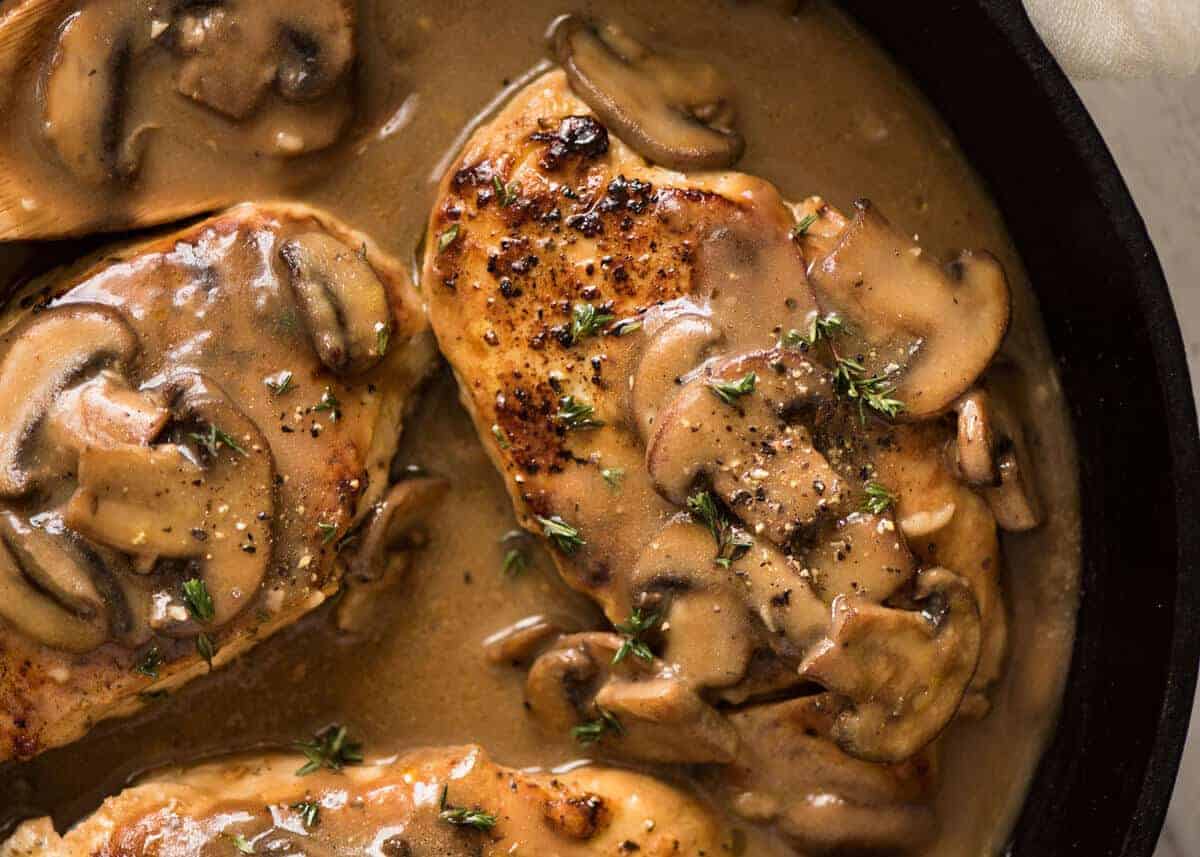 A fabulous quick midweek meal - juicy pan seared Chicken with Mushroom Gravy. recipetineats.com