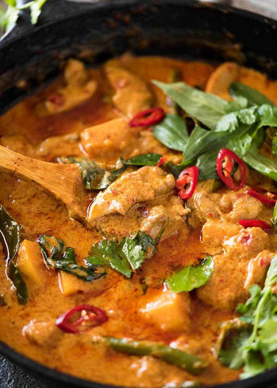 Supermarked undervandsbåd hvorfor ikke Thai Red Curry with Chicken | RecipeTin Eats