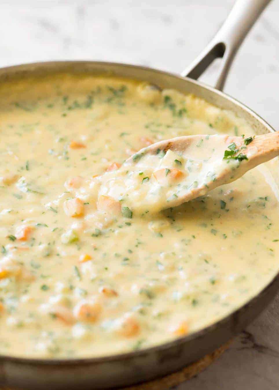Creamy white sauce with Tarragon and Parsley for Fish Pie