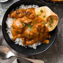 Chicken Masala served with basmati rice and naan