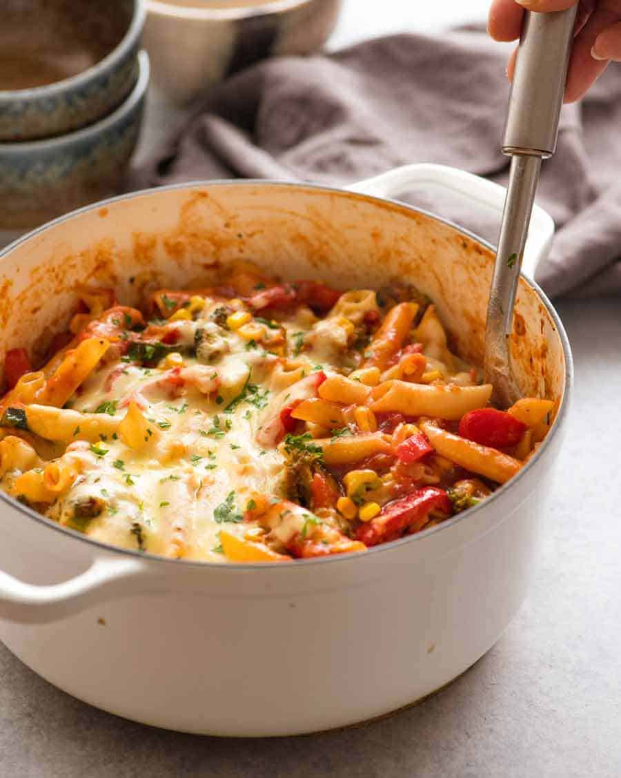 One Pot Vegetable Pasta (healthy pasta recipe) in a white pot, fresh off the stove ready to be served.