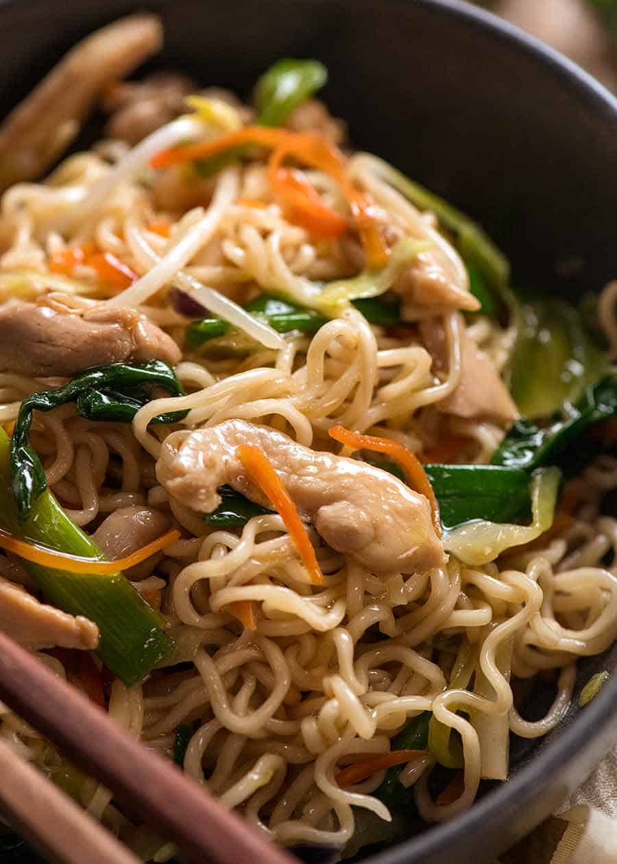 Chow Mein Ramen Noodles | RecipeTin Eats