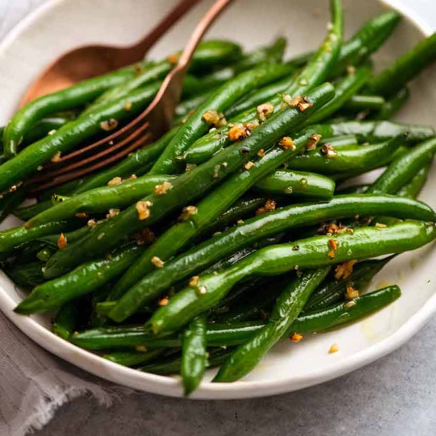 Sautéed Green Beans with Garlic