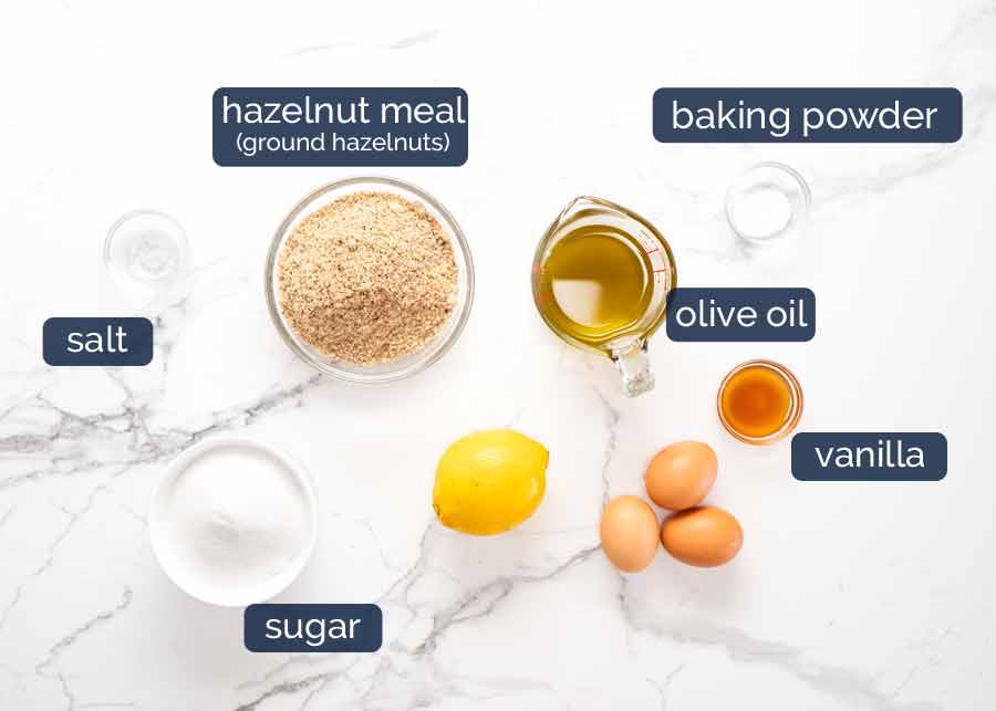 Ingredienti della torta all'olio d'oliva alle nocciole