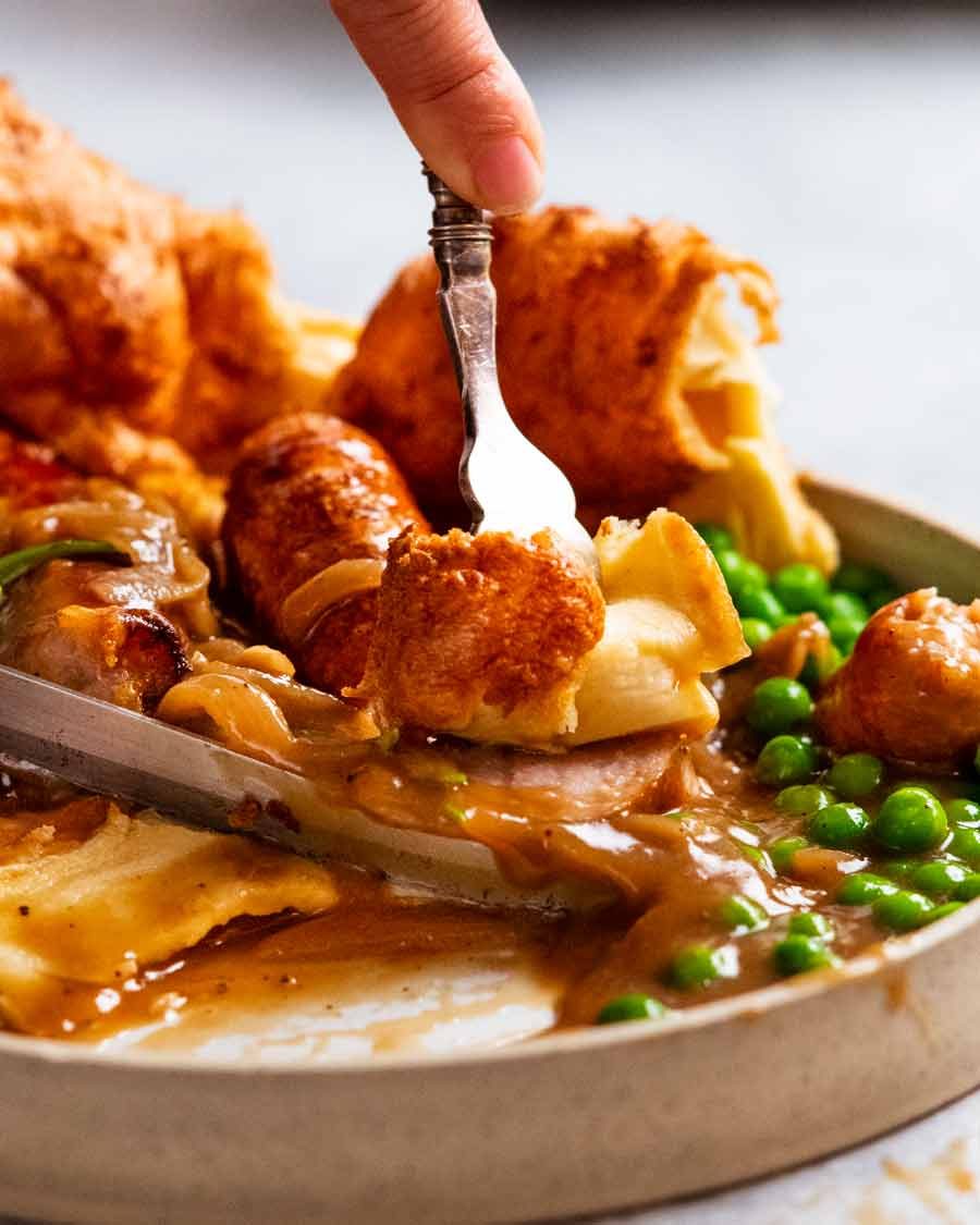 Toad in the hole - UK cookbook release!🎉 | RecipeTin Eats