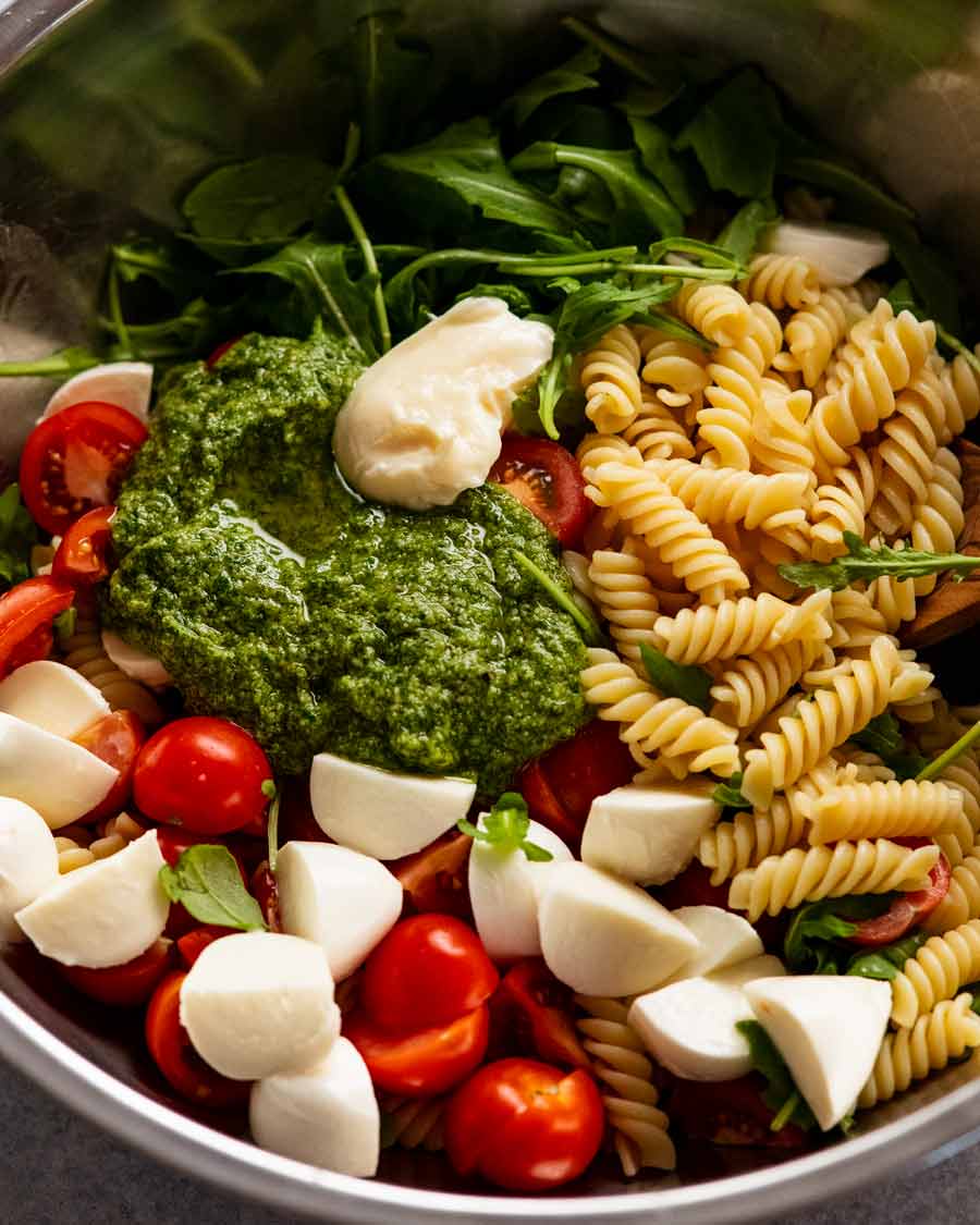Making Pesto pasta salad