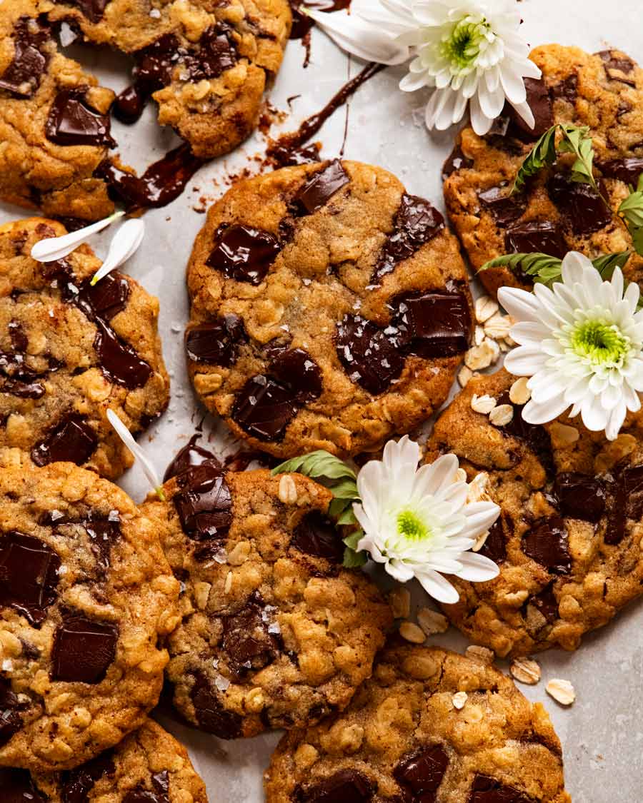 Overhead photo of Brown butter oatmeal choc chip cookies