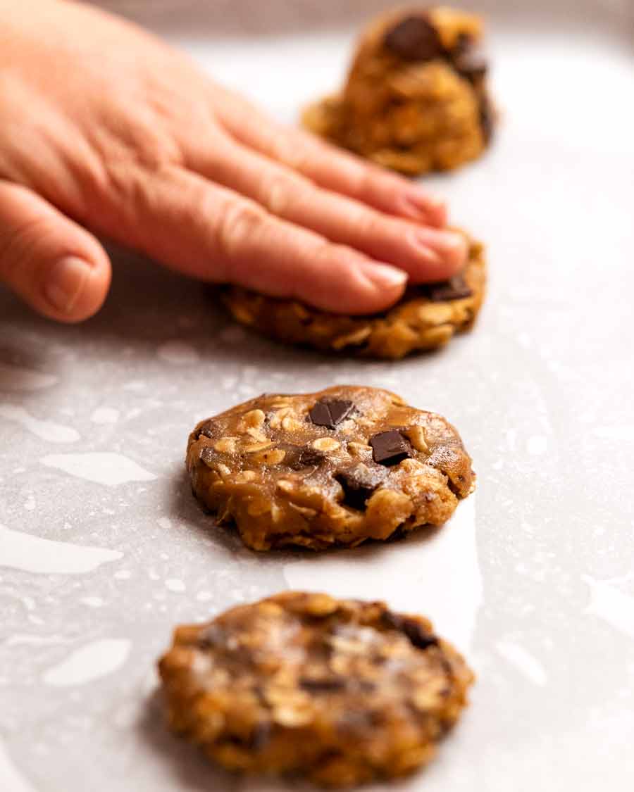 Making Brown butter oatmeal choc chip cookies