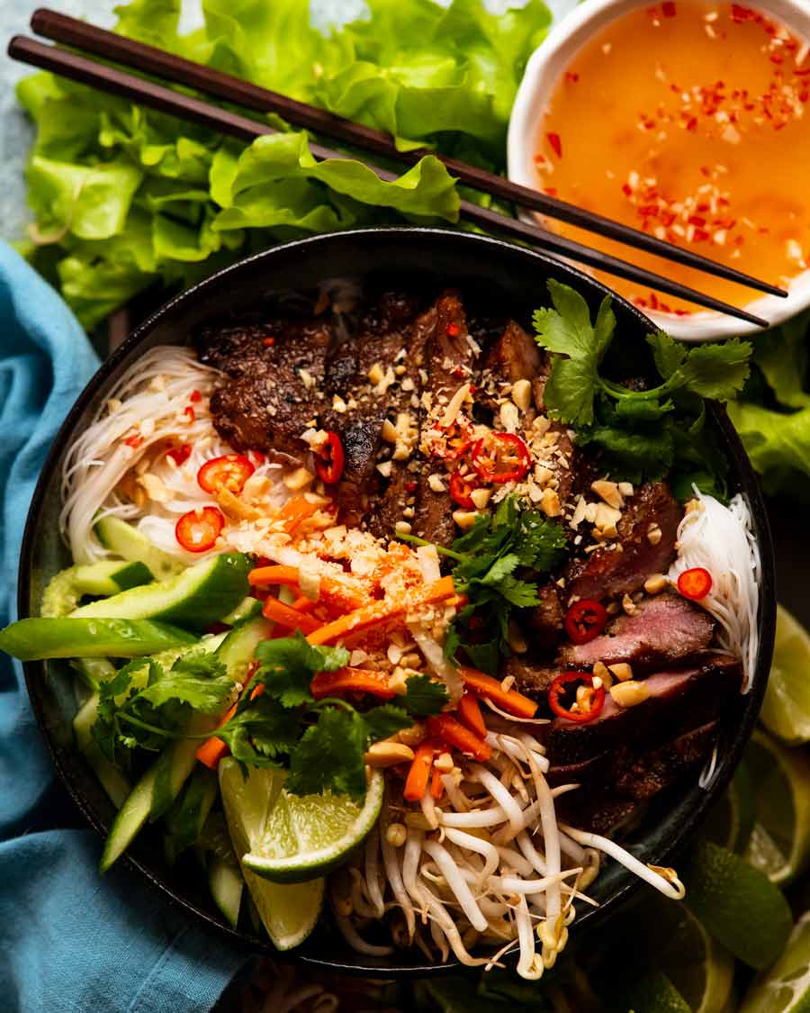 Vietnamese noodles with lemongrass pork (Bún thịt nướng) ready to be eaten