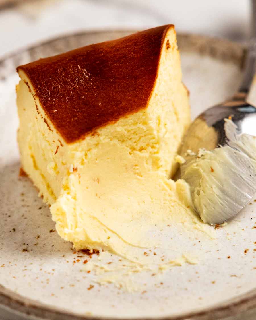 Proof of creamy: Basque cheesecake