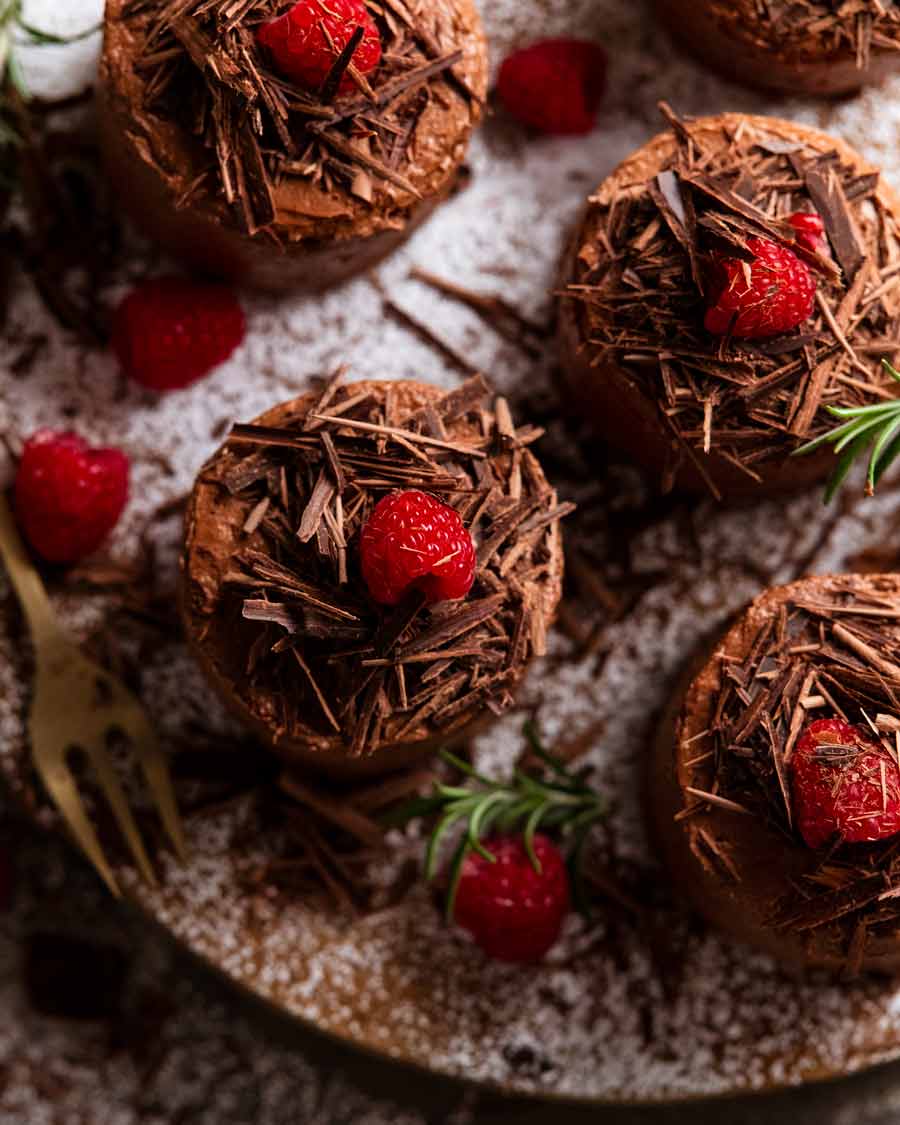 Overhead photo of Mini chocolate cakes